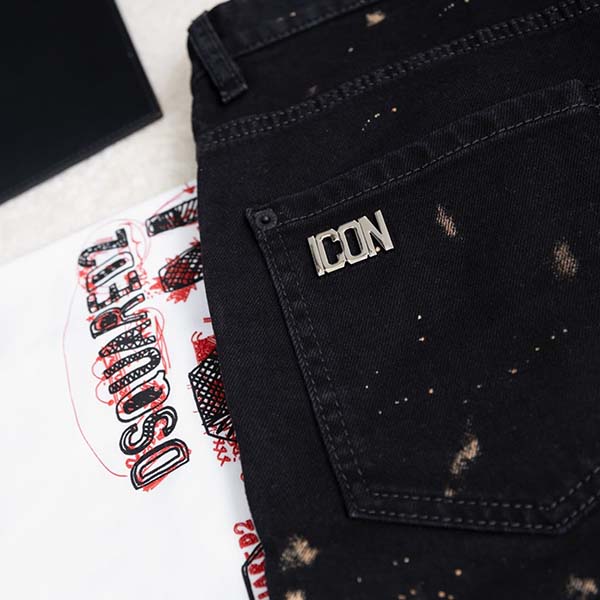 Quan-Jean-Dsquared2-Denim-Skater-Icon-Black-Milky-Stella-A-Line-S79LA0071-S30564-900_quan-jean-dsquared2-icon-black-milky-s79la0071-s30564-900 (2).jpg