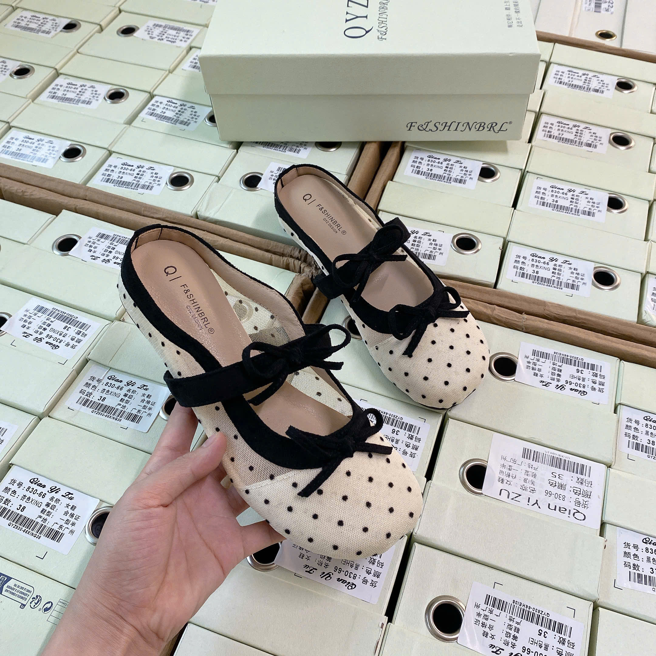 830-63# Sục lưới chấm bi đính 2 nơ