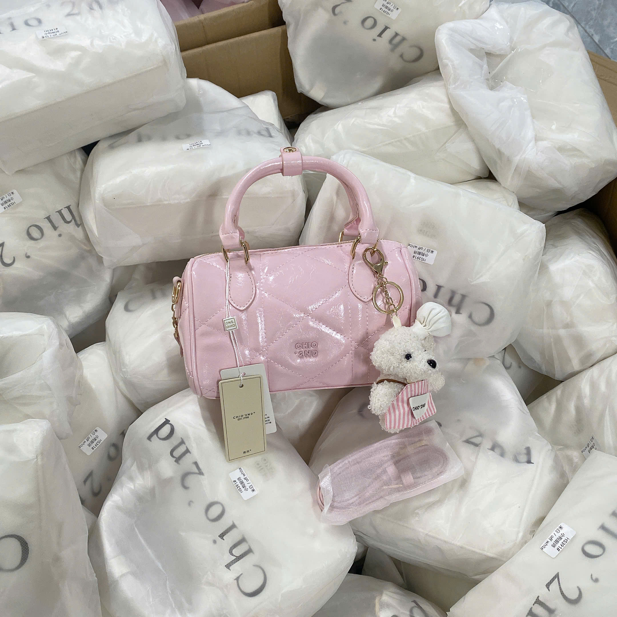 HS391# Túi Chio'2nd trống charm gấu trắng