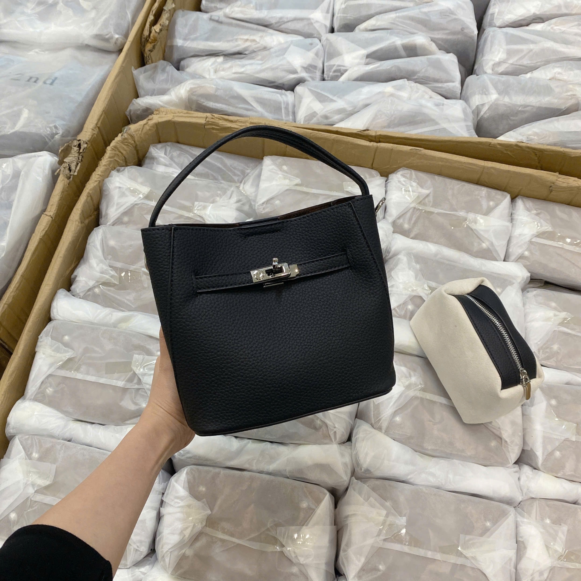HS347# Set túi Chio'2nd dáng đứng khóa xoay