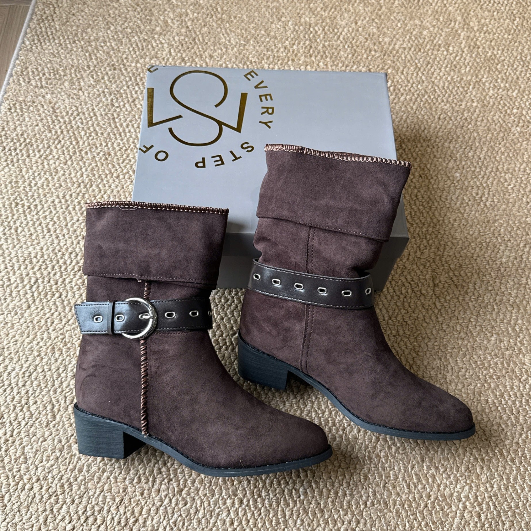 2311# Boots da lộn có đai đế cao