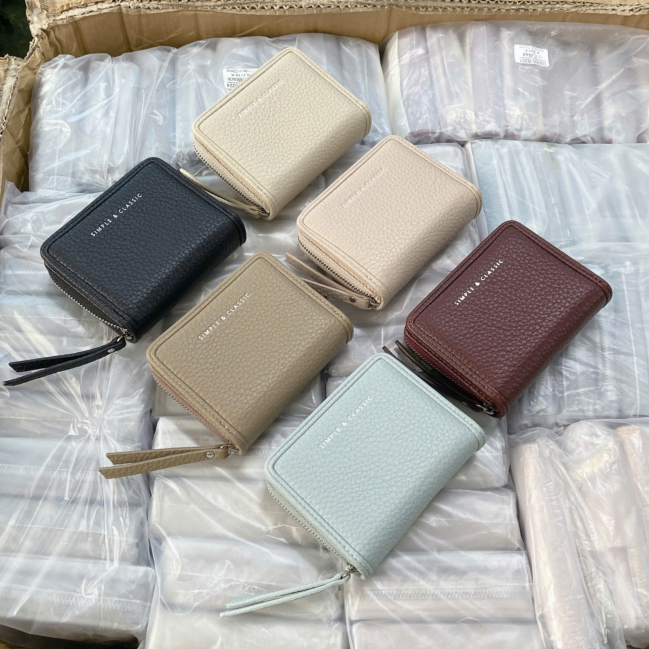 D024# Ví nữ Simple & Classic khóa kéo