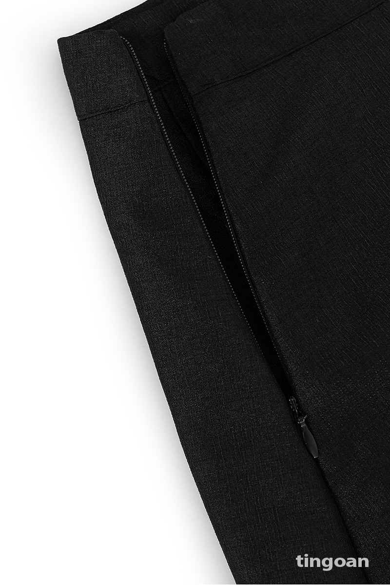 BADDIE SKIRT/BL