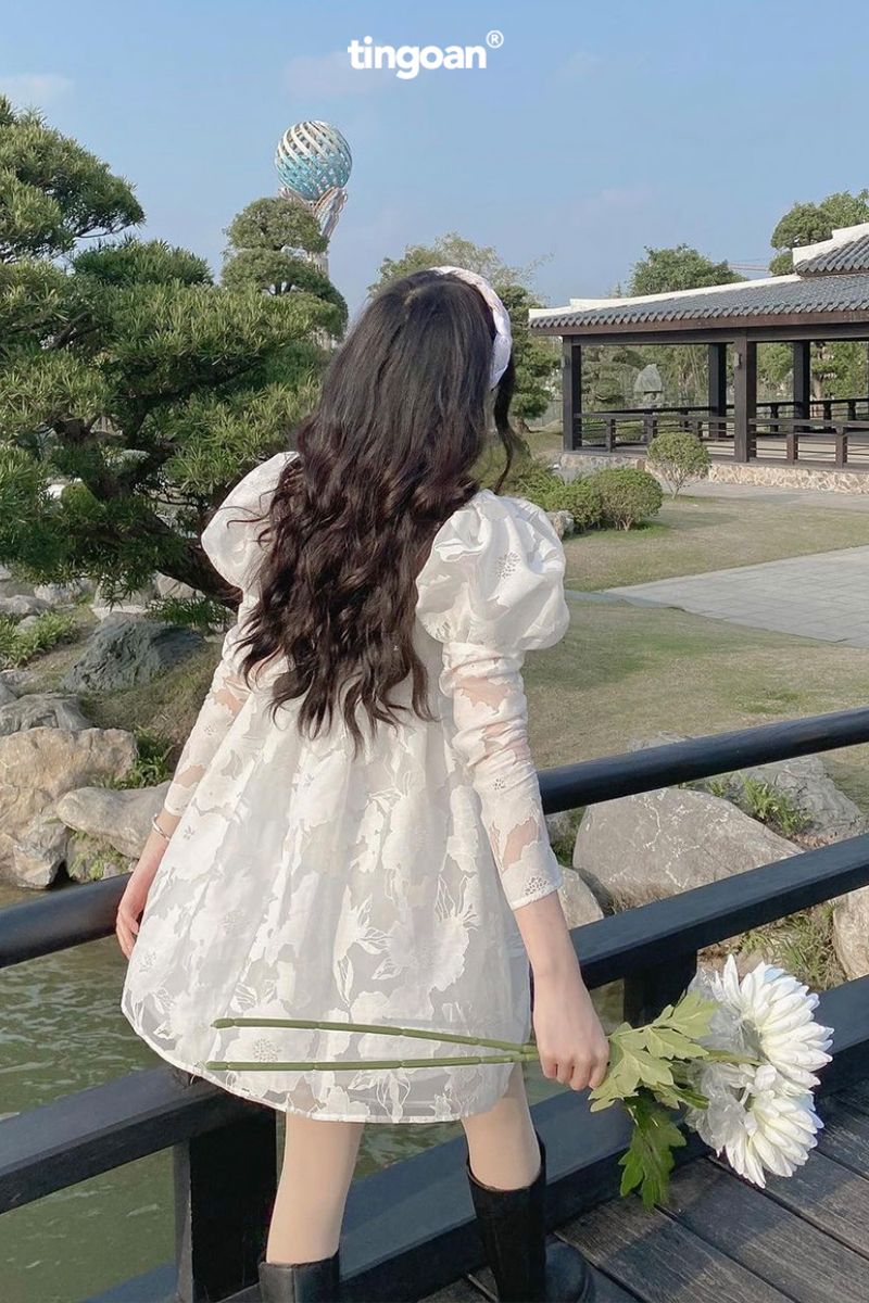 PRETTY IN ROSÉ DRESS/WH