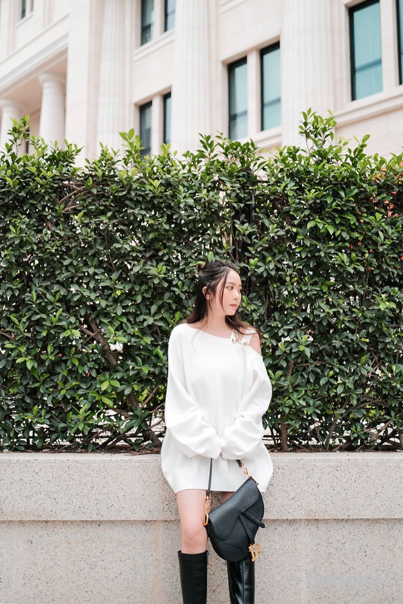 RUNAWAY SWEATER/WH/FS