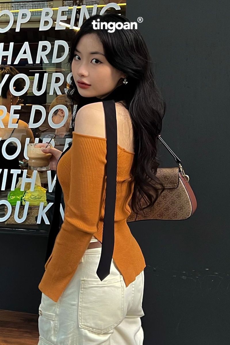 KISS ME AGAIN TOP/OR