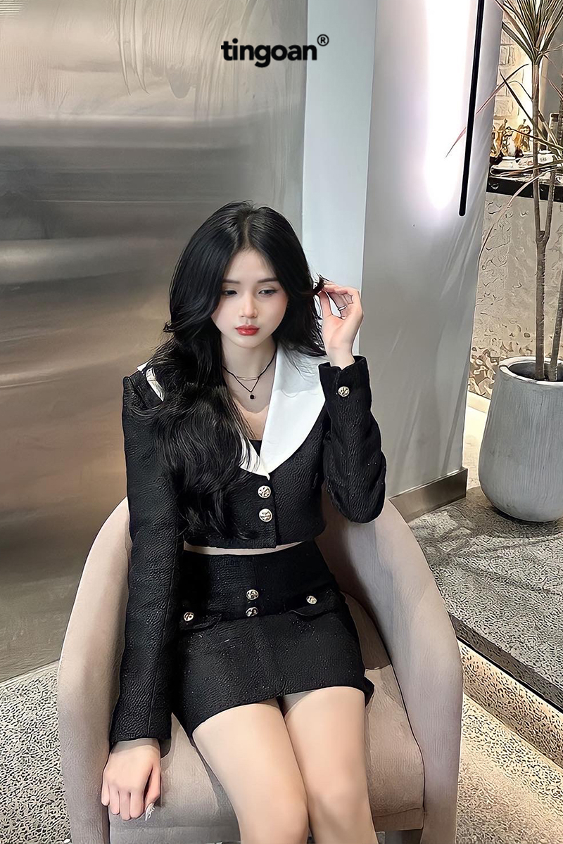 I'M A TWIN TWEED TOP/BL
