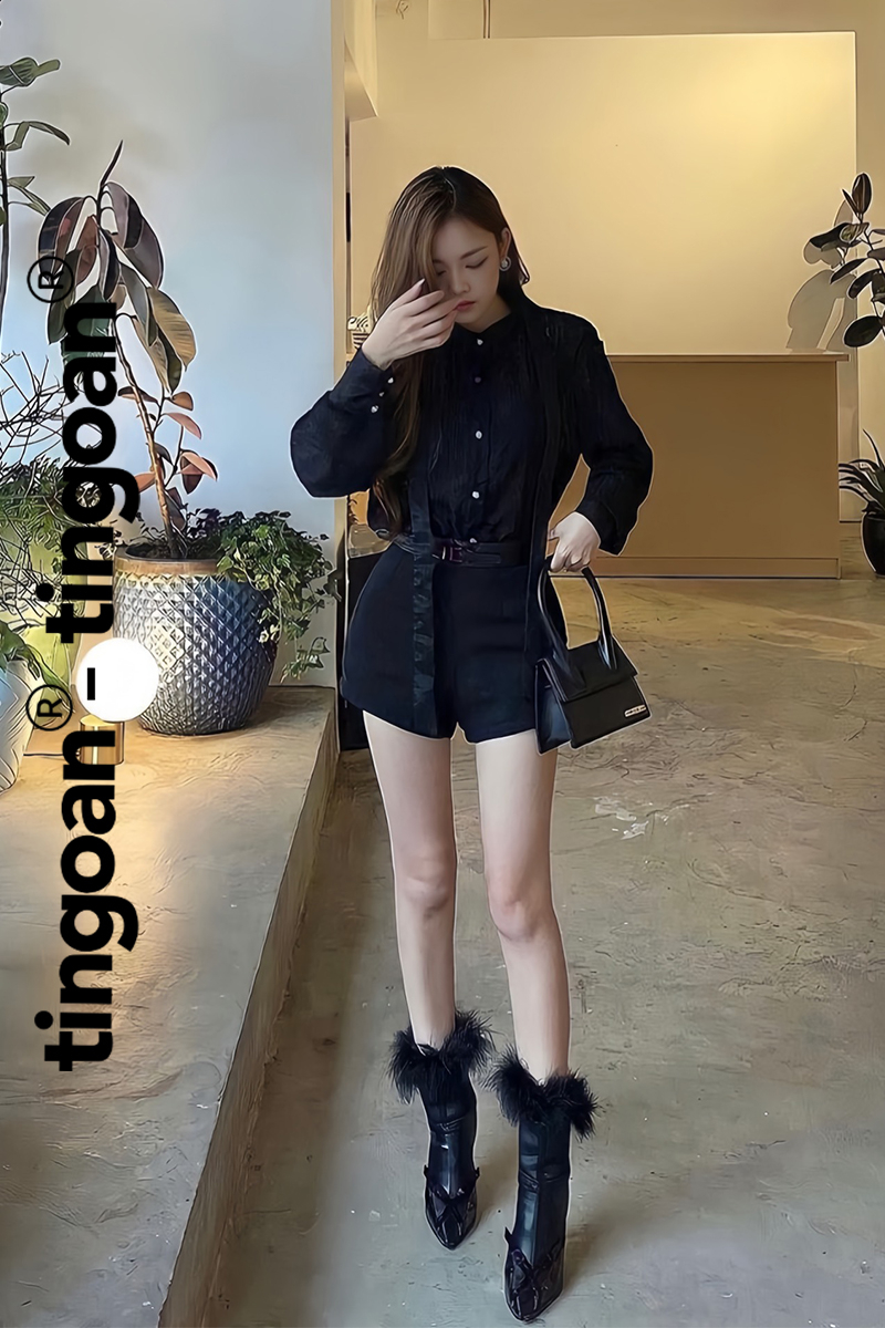 GLOSSIE BLOUSE/BL