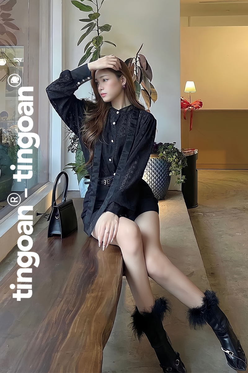 GLOSSIE BLOUSE/BL