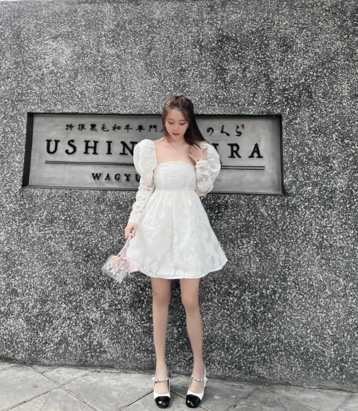 PRETTY IN ROSÉ DRESS/WH