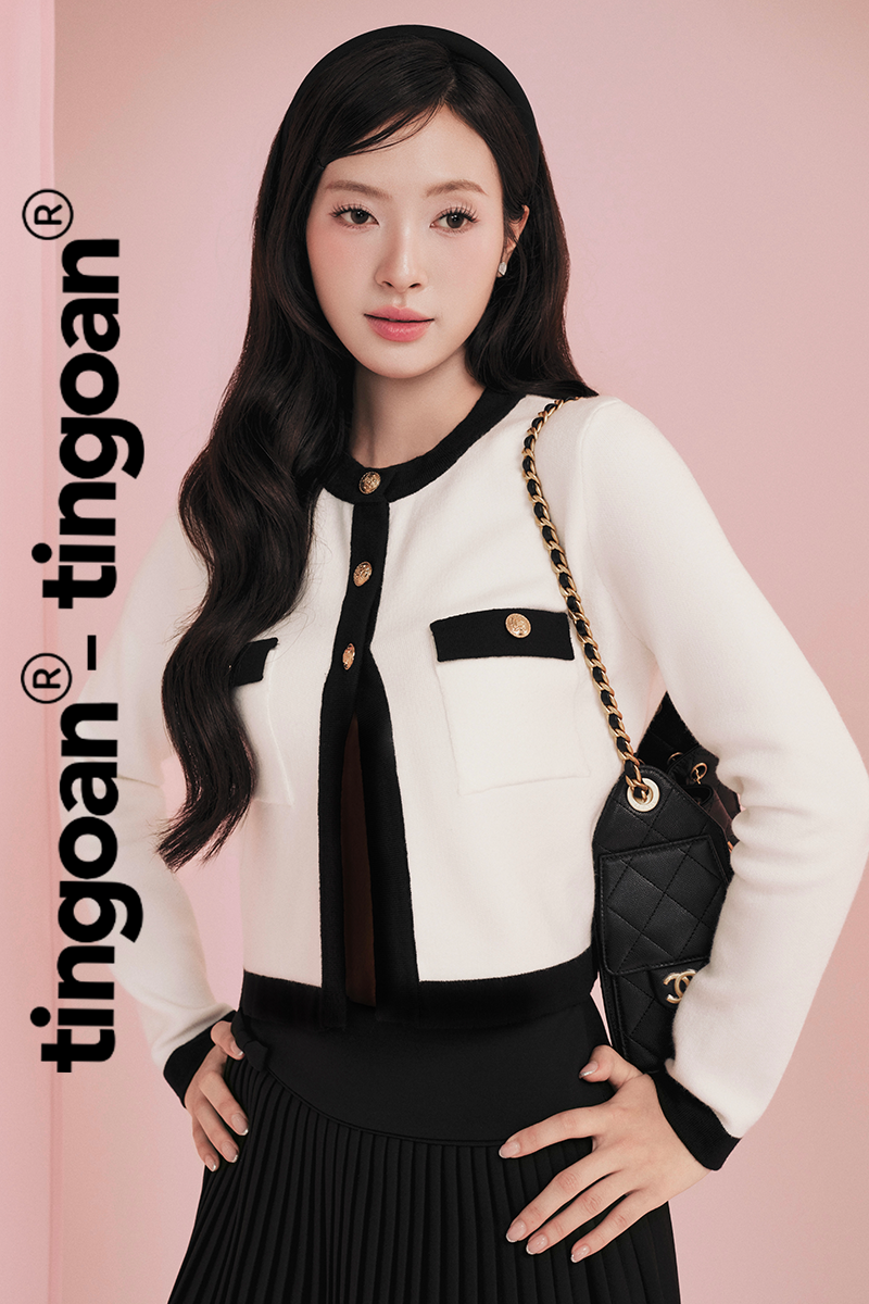 ANNIE MOON/WH/FS