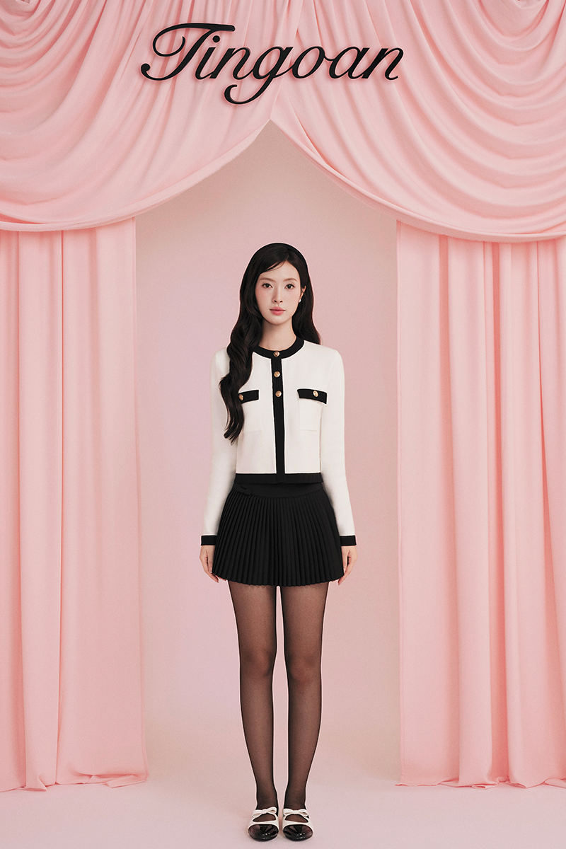 ANNIE MOON/WH/FS
