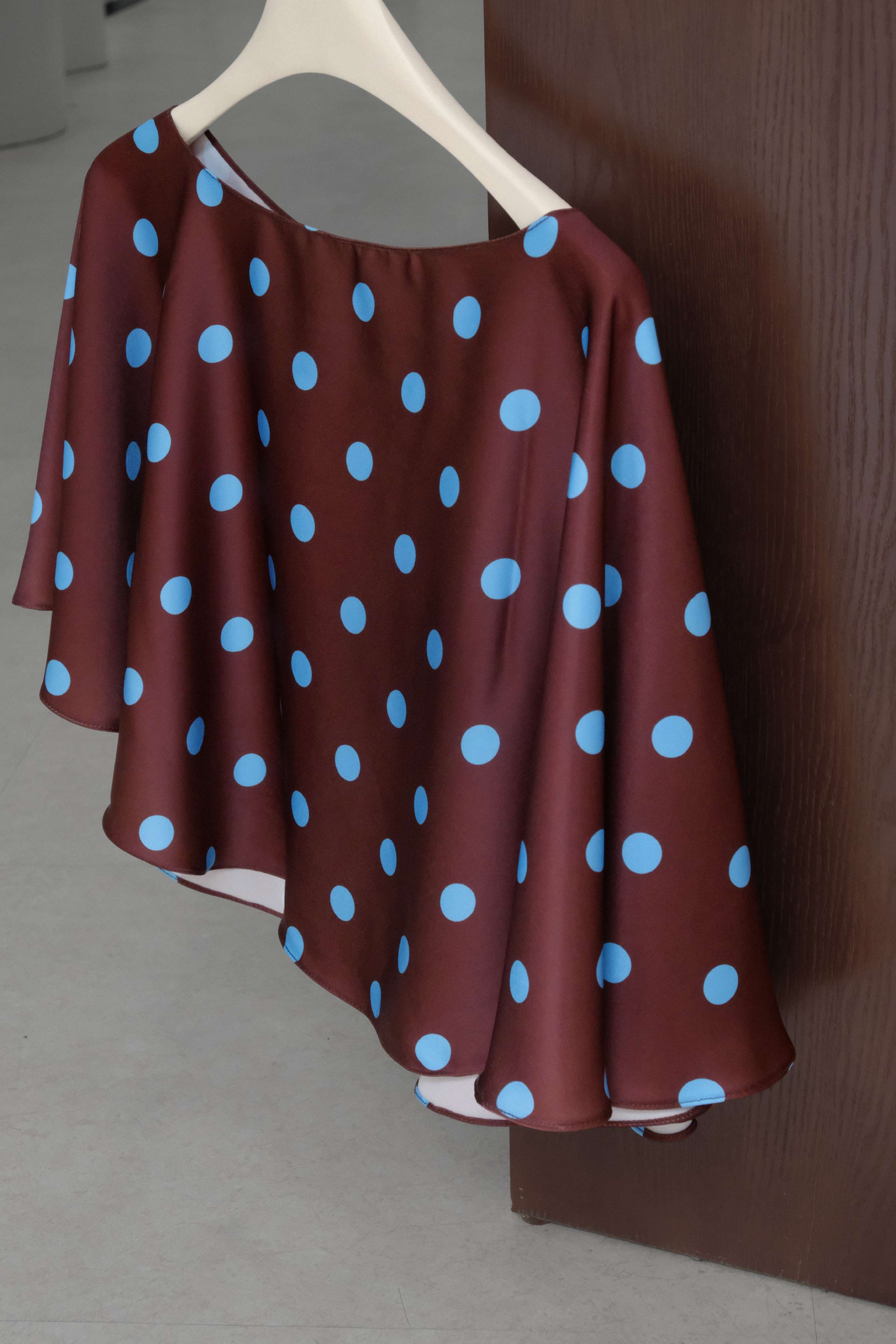 Perla Cape Top