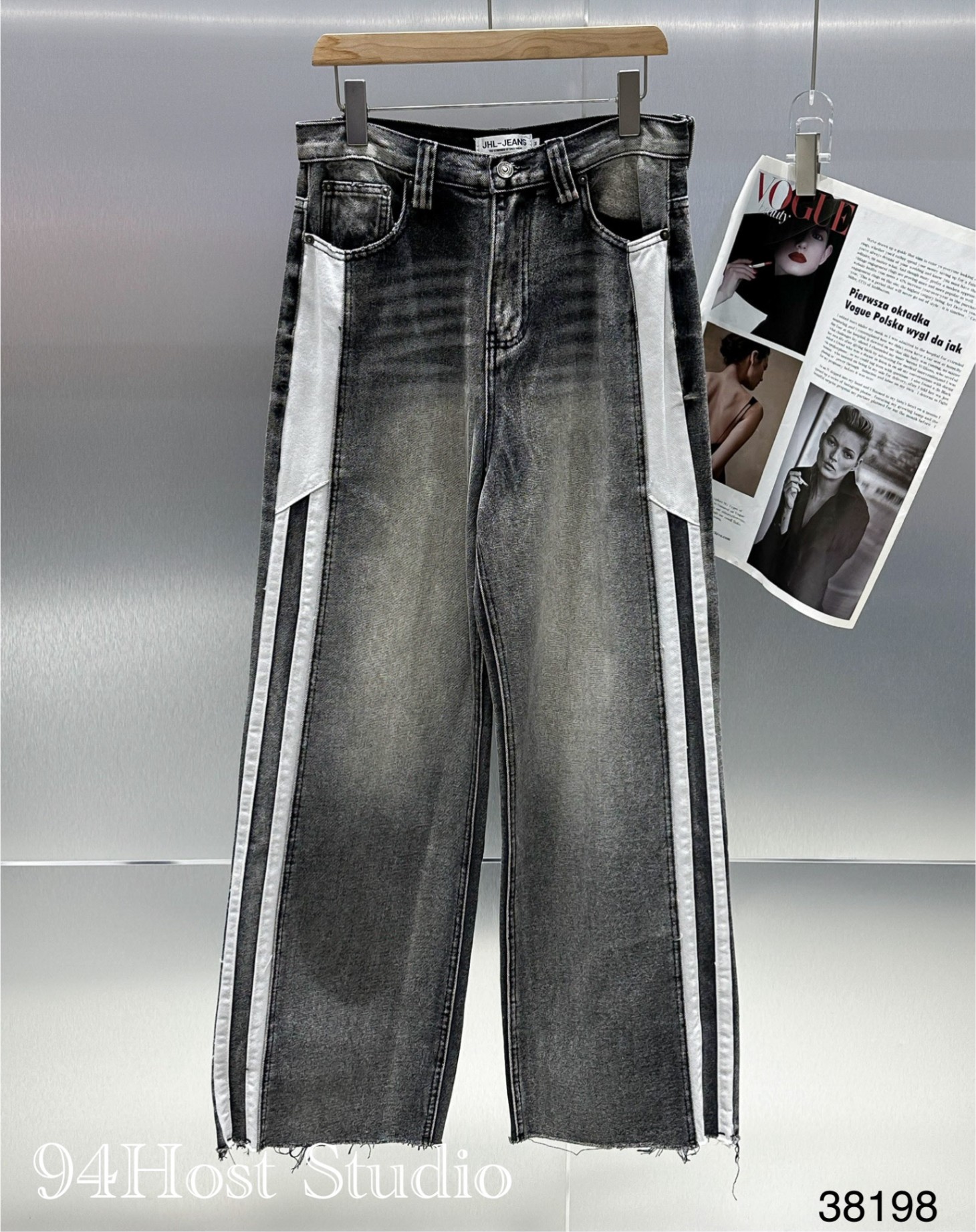 38198/23 _ Quần jeans