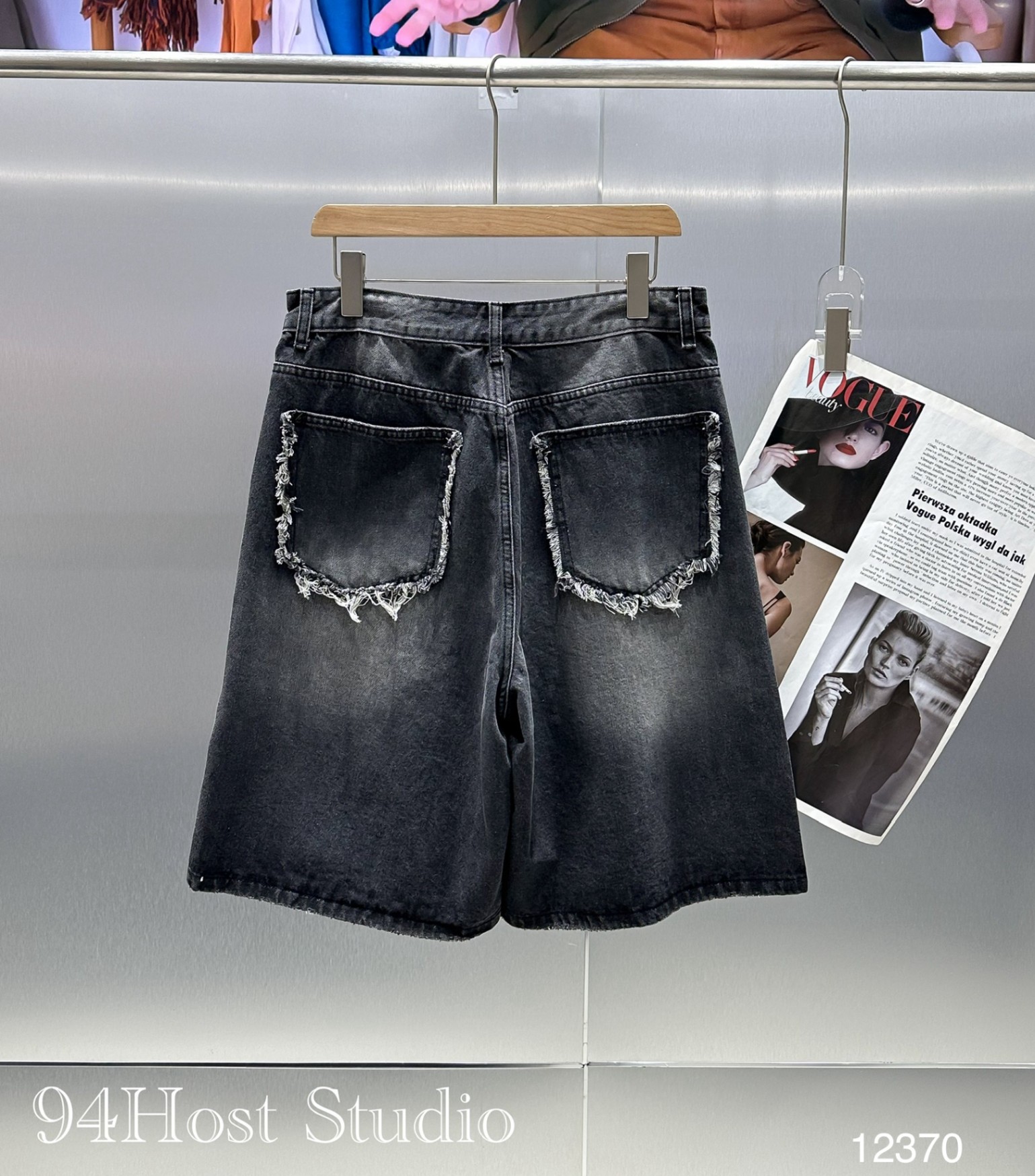 12370/24 _ Quần short
