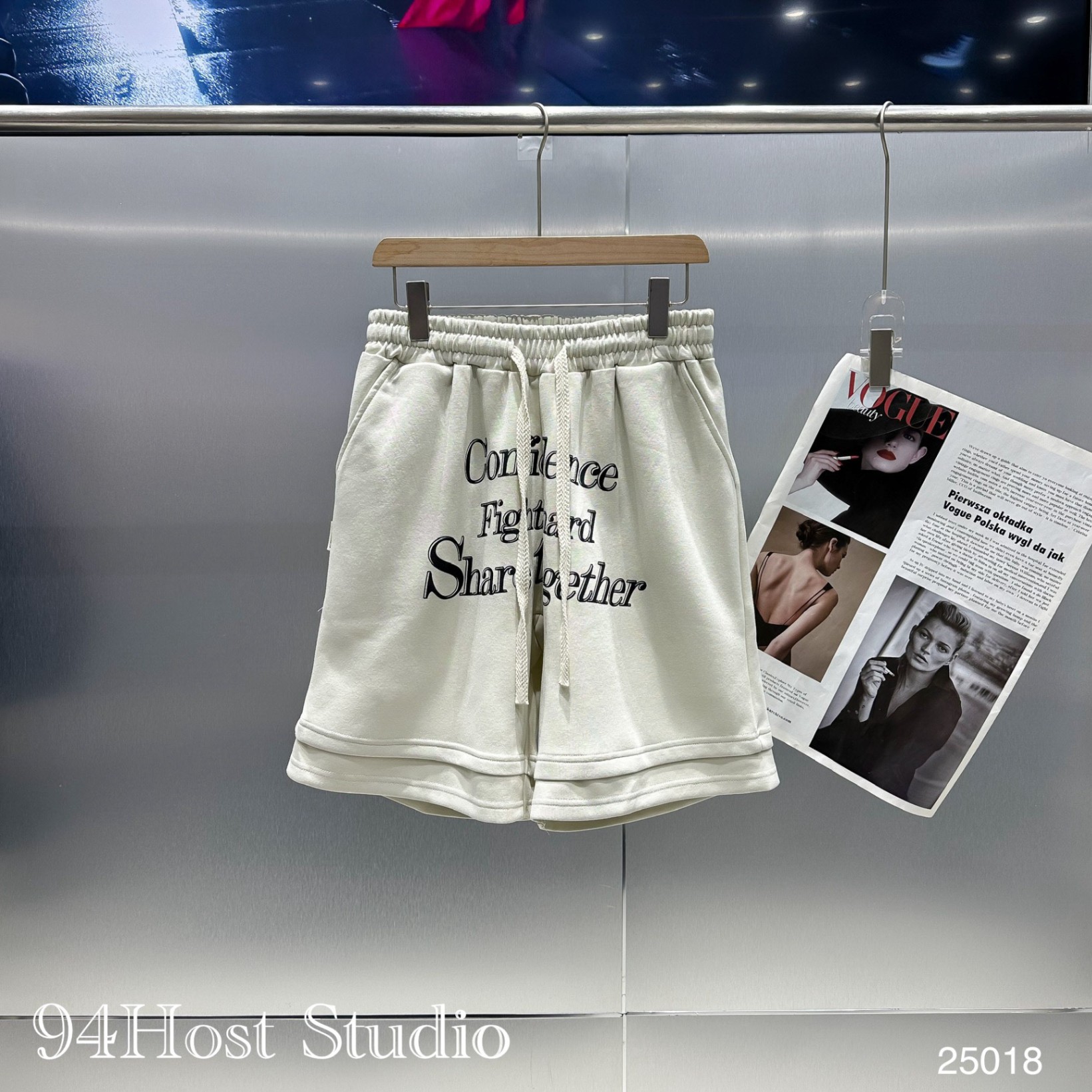25018/25 Quần short