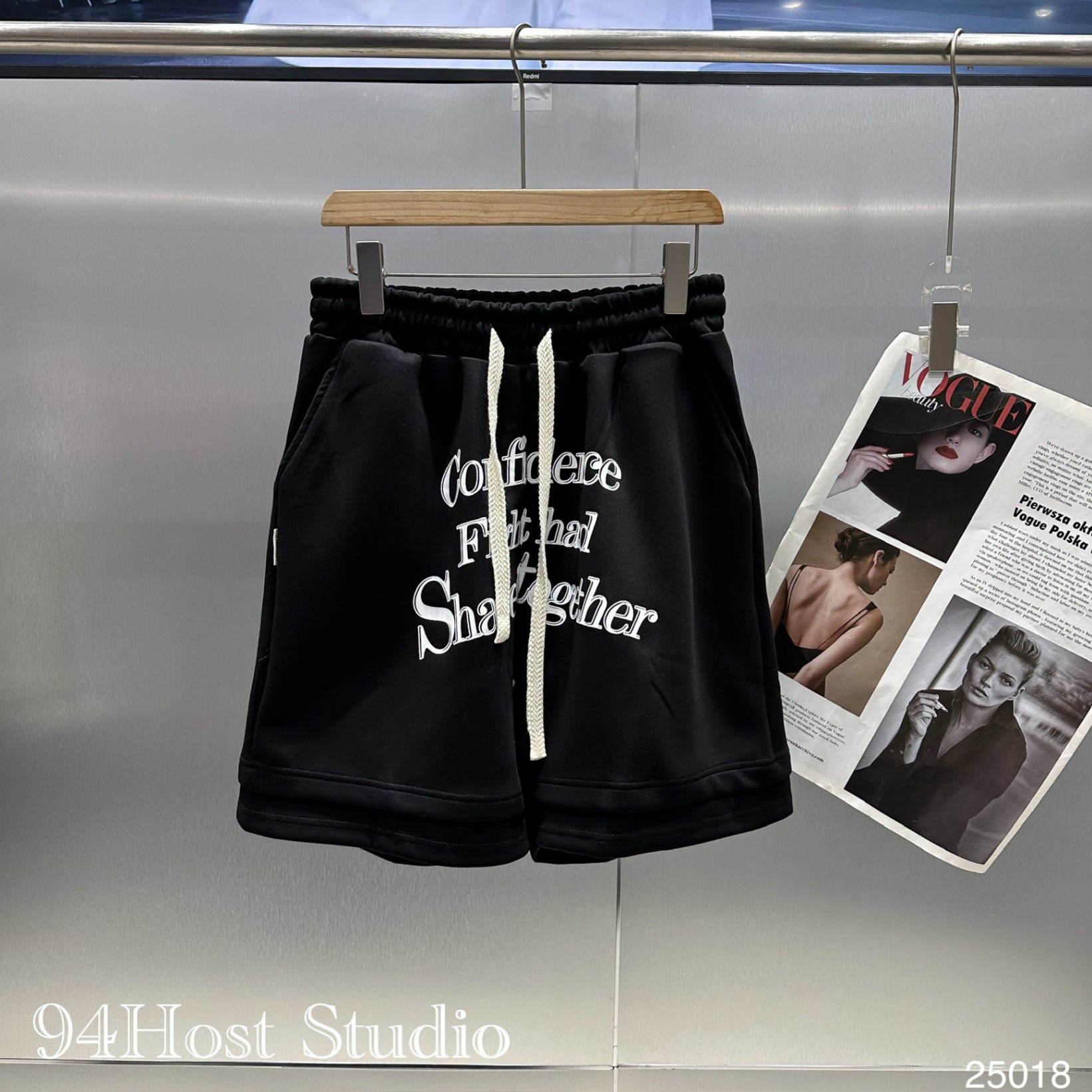 25018/25 Quần short
