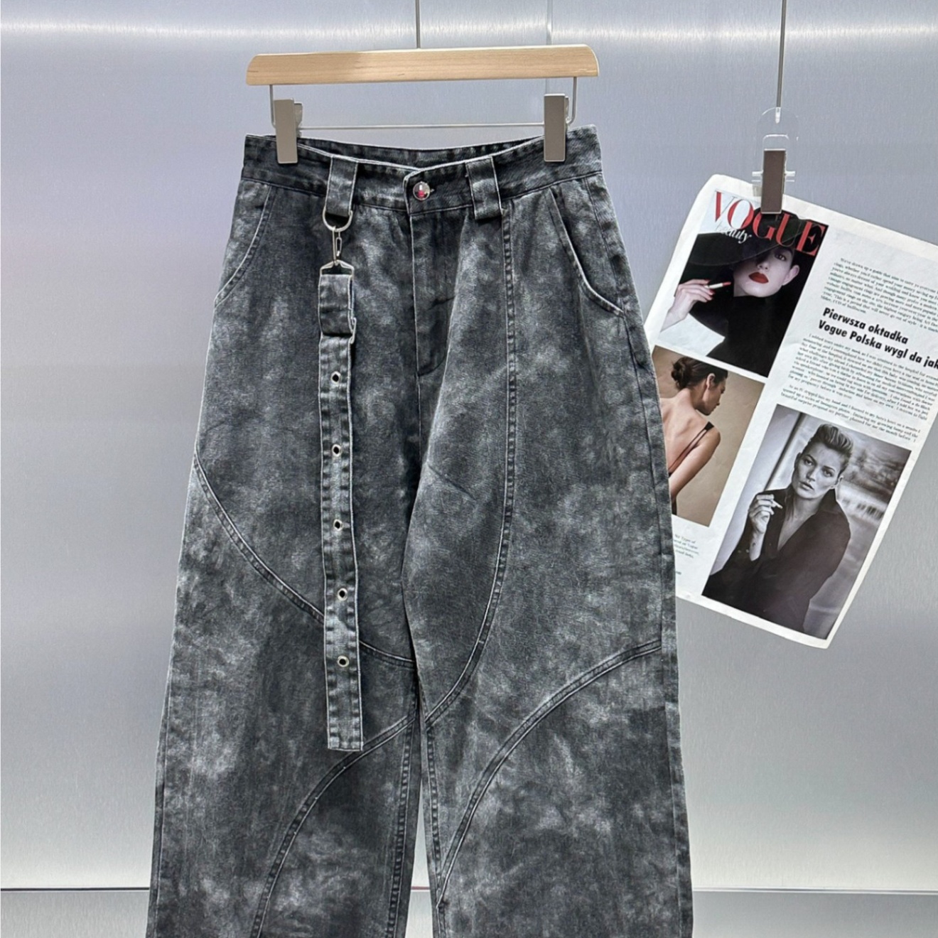 8609/25 QUần