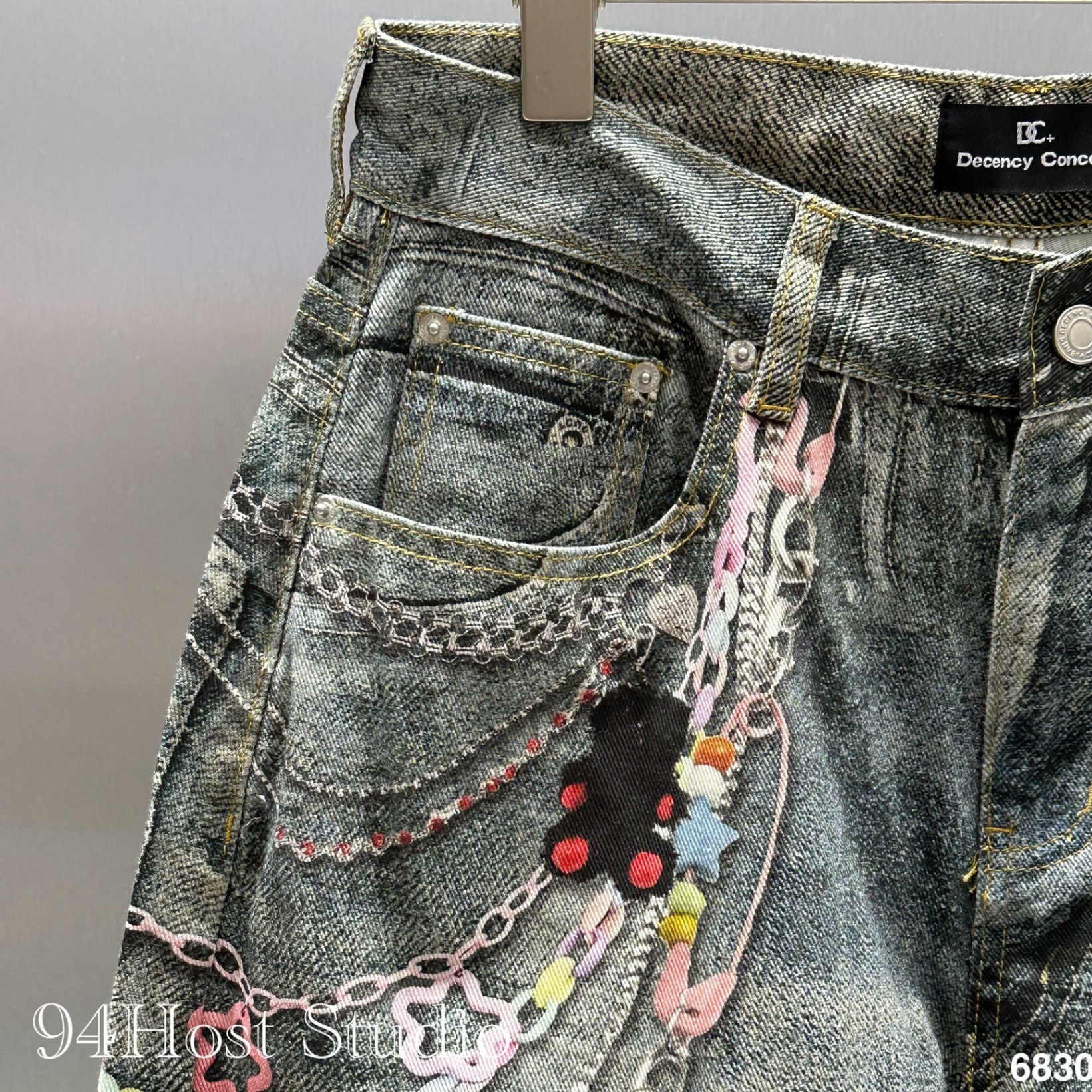 6830/25 Quần short
