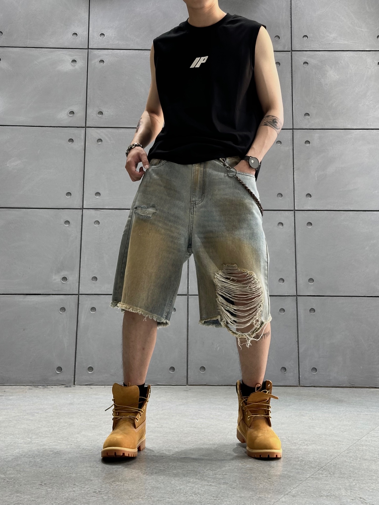 38602/25 Quần jeans