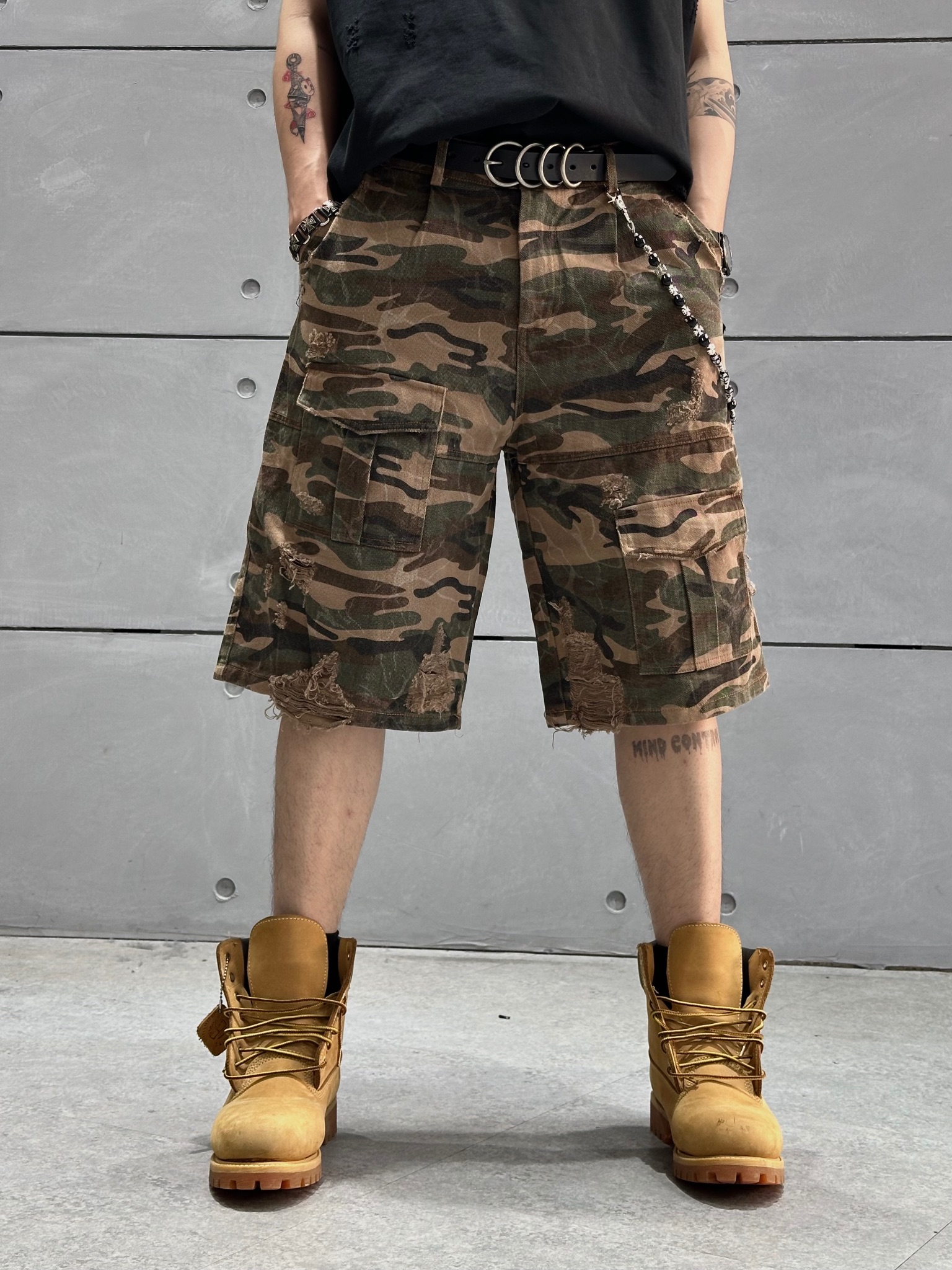 25028/25 Quần short