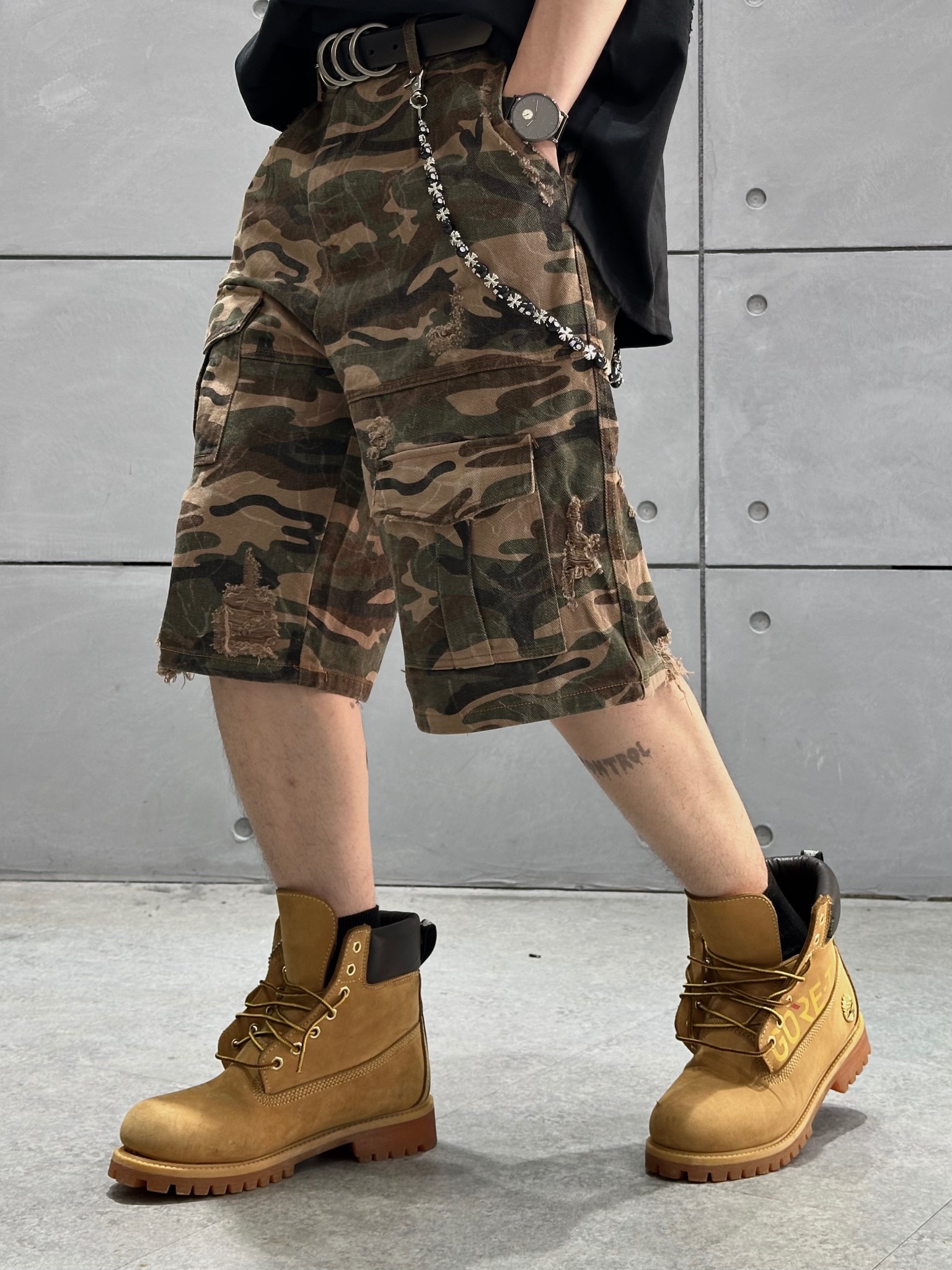 25028/25 Quần short