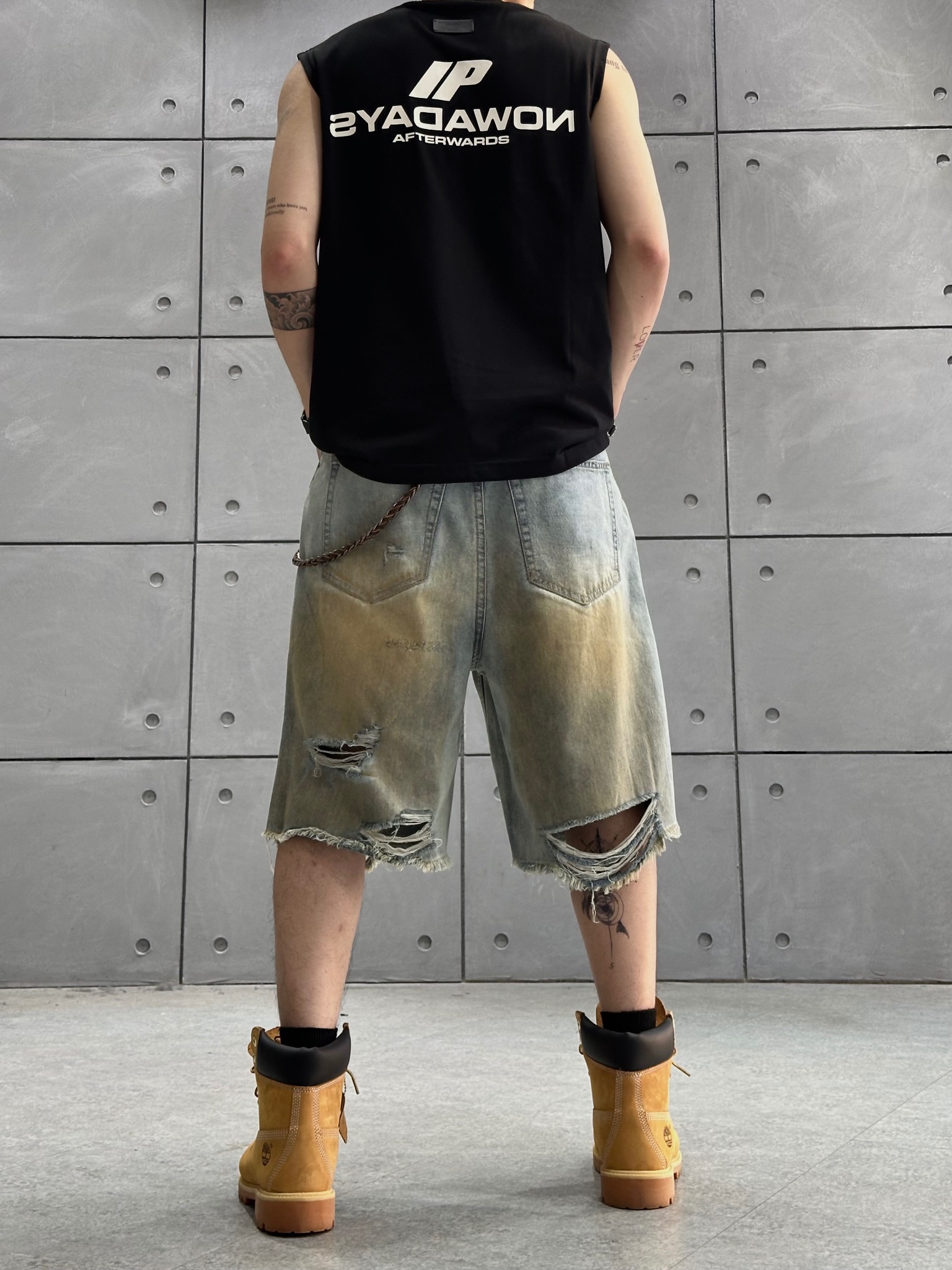 38602/25 Quần jeans