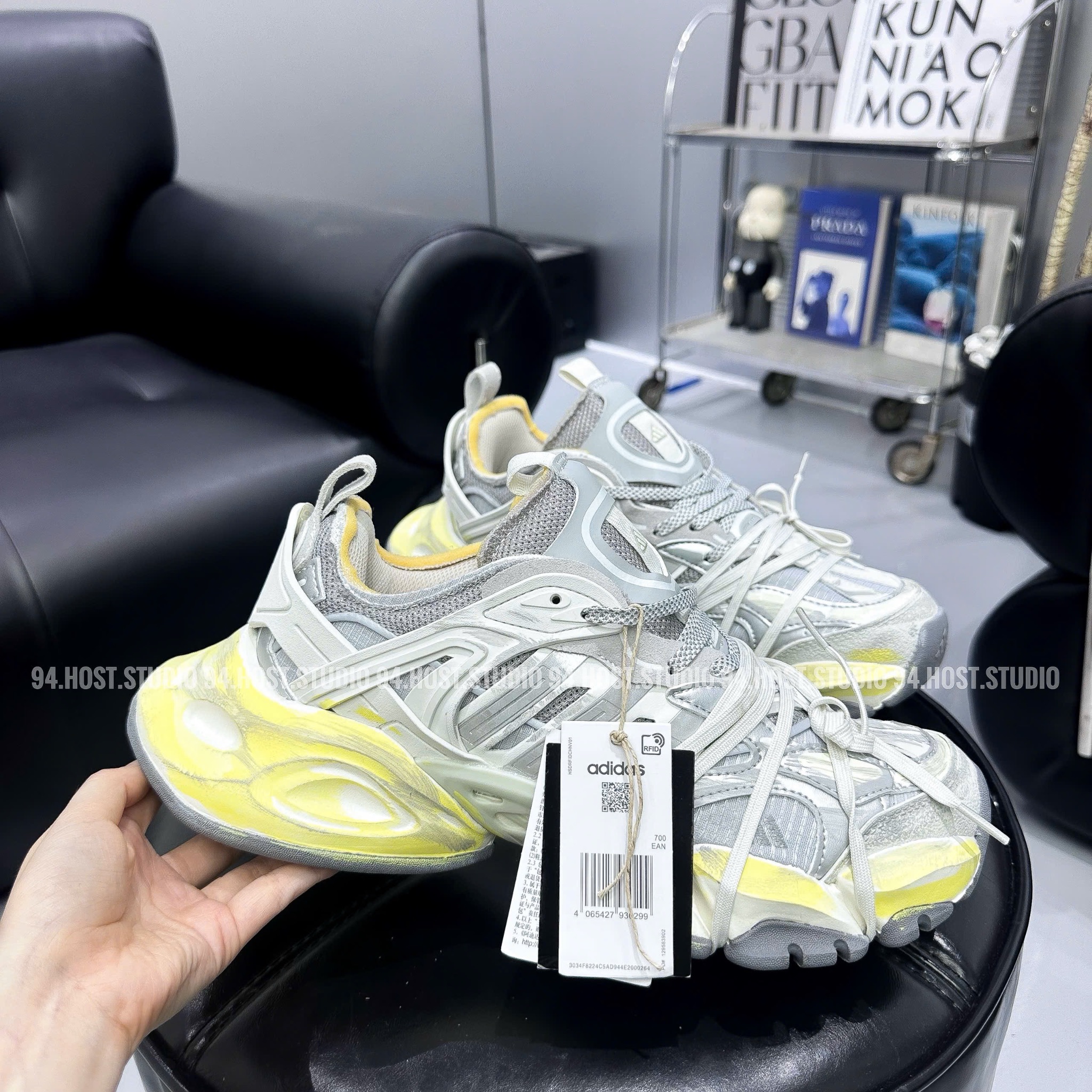 Adidas Vàng Xám