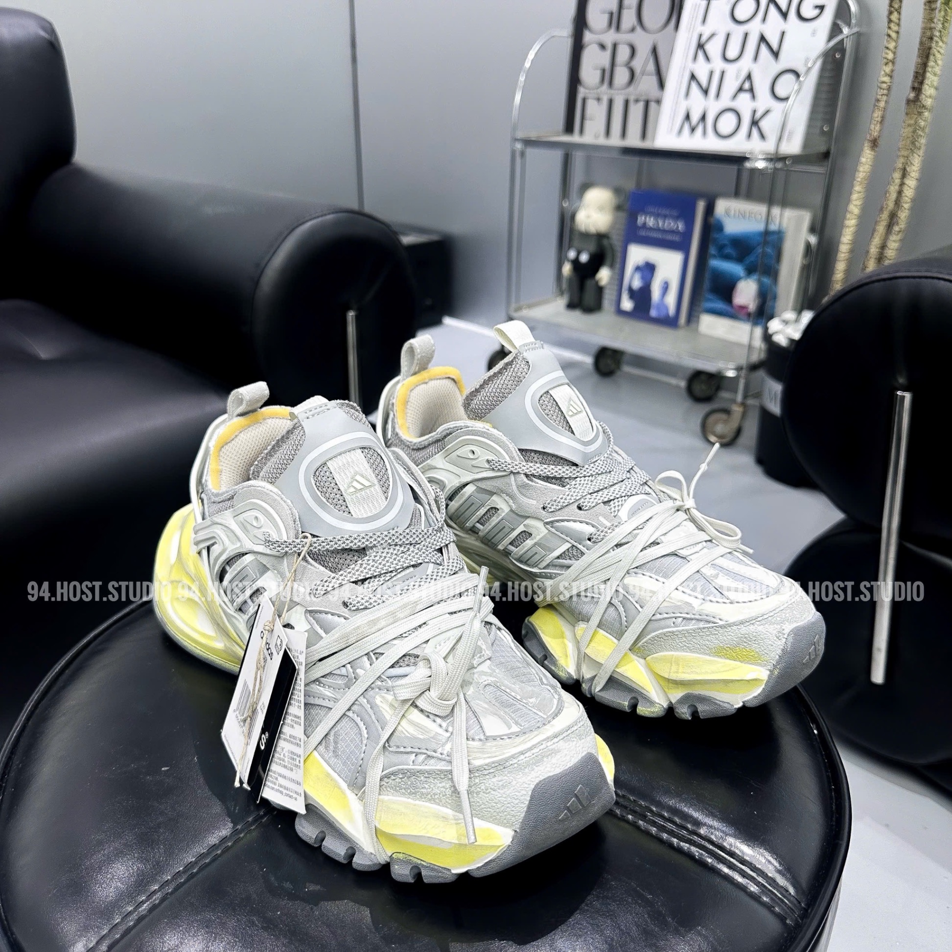 Adidas Vàng Xám