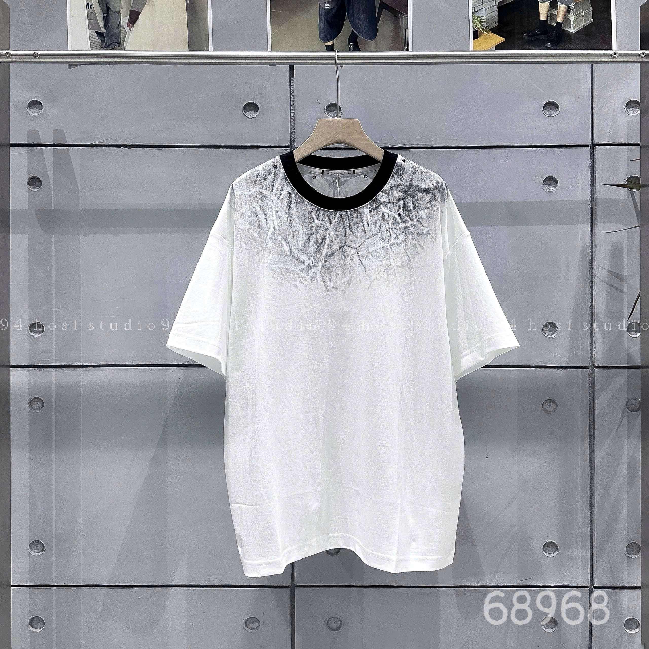 68968 - Phông