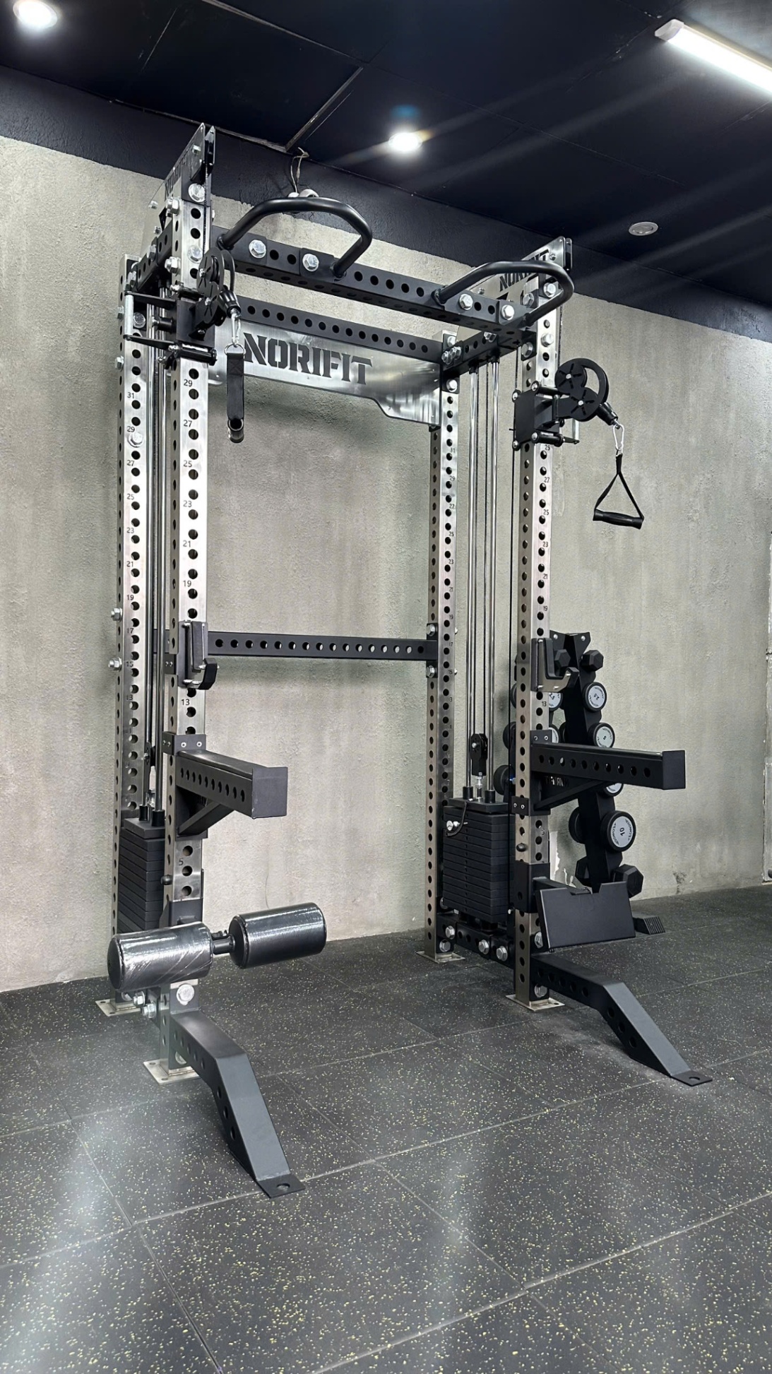 Giàn đa năng TLV108i - cột inox