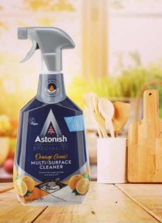 Bình xịt vệ sinh bếp, dầu mỡ, bàn ăn Astonish C6790 hương cam 750ml