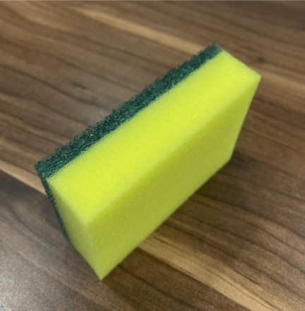 Miếng chùi rửa 3M Scotch Brite Professional Scrubbing Sponge 74CC 2 mặt vàng xanh 3 x 7.6 x 10cm