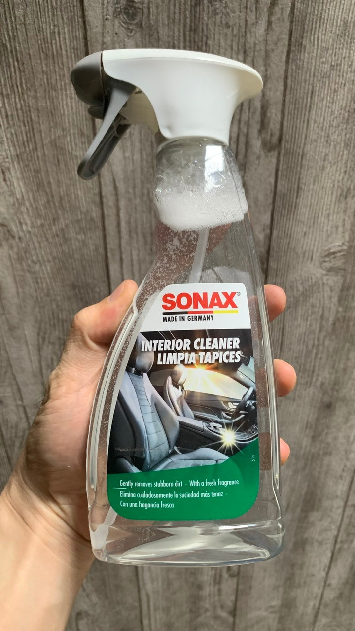 Dung Dịch Vệ Sinh Làm Sạch Nội Thất Xe Sonax Interior Cleaner 321200 500ml