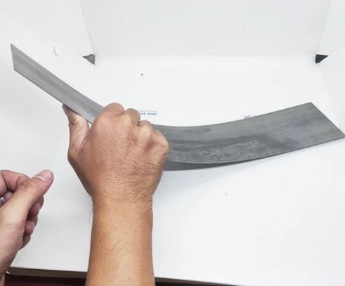 Dao thép chữ nhật trét bả matit 9cm x 47cm