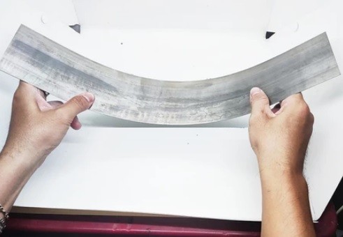 Dao thép chữ nhật trét bả matit 9cm x 47cm