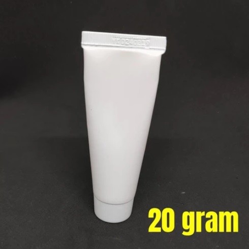 Phụ gia đông cứng matit trét xe máy, ô tô 20g 100g