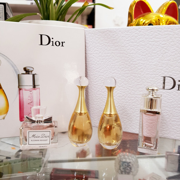 Các loại nước hoa dior