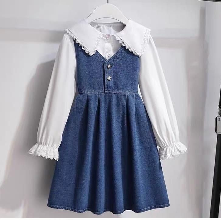 Set áo trắng váy bò