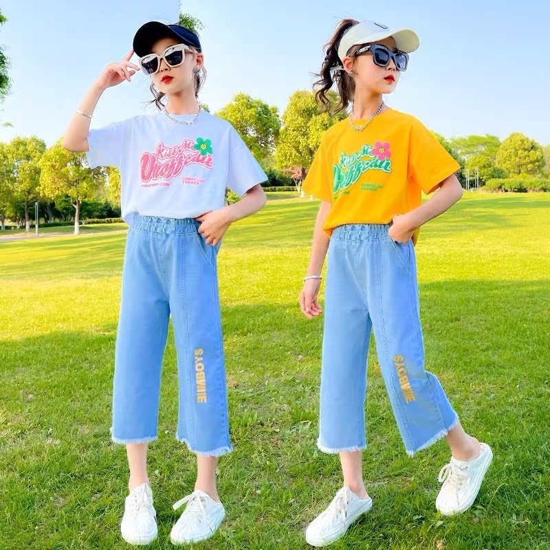 Set áo kiss me quần jeans lửng