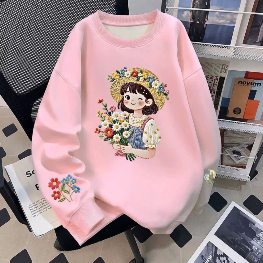Áo nỉ cổ tròn cô gái cầm hoa