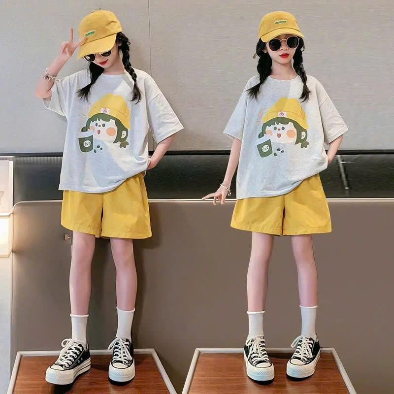 H26029A-Áo cô gái mũ vàng