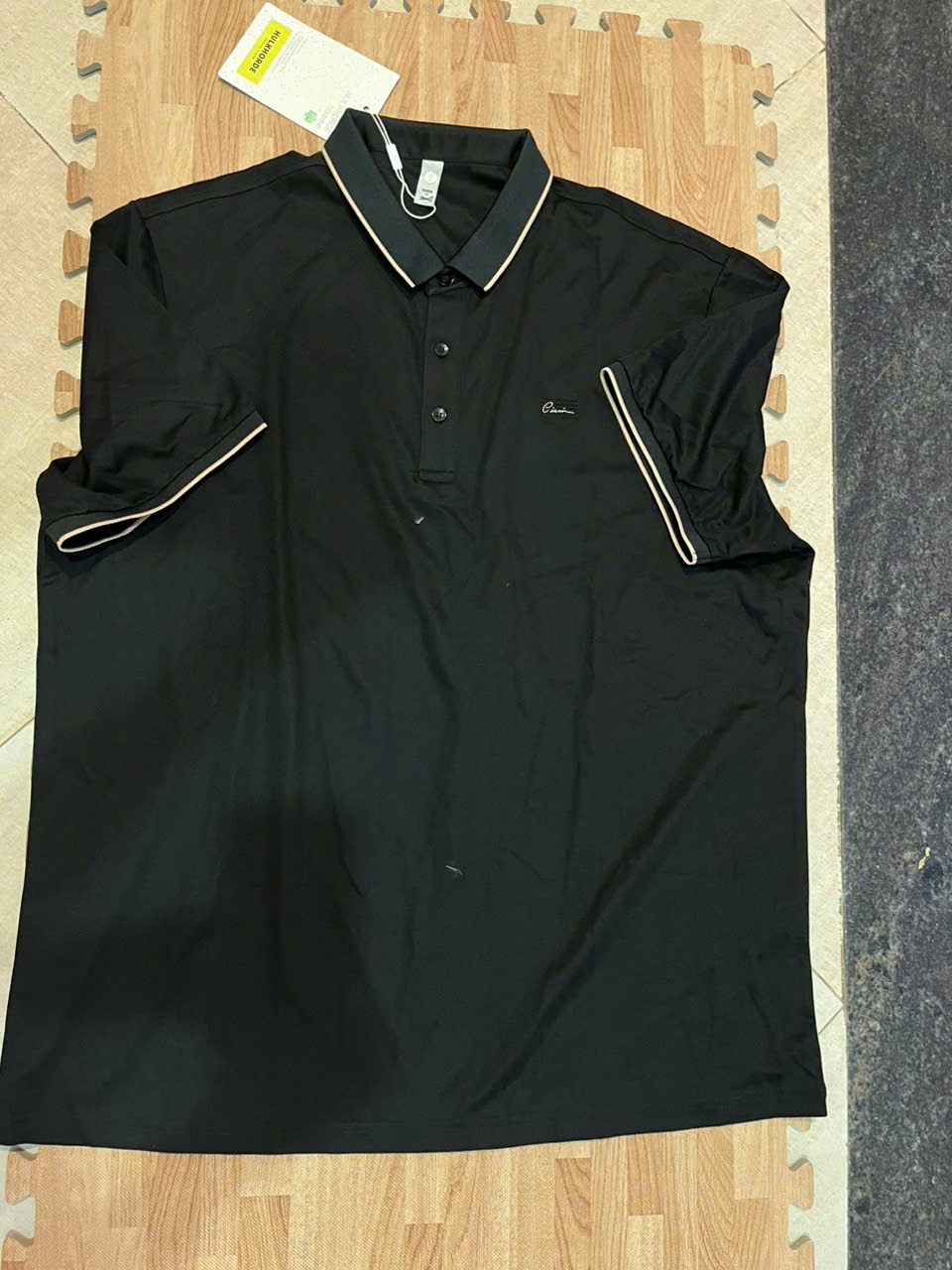 ÁO POLO ĐEN VIỀN NÂU