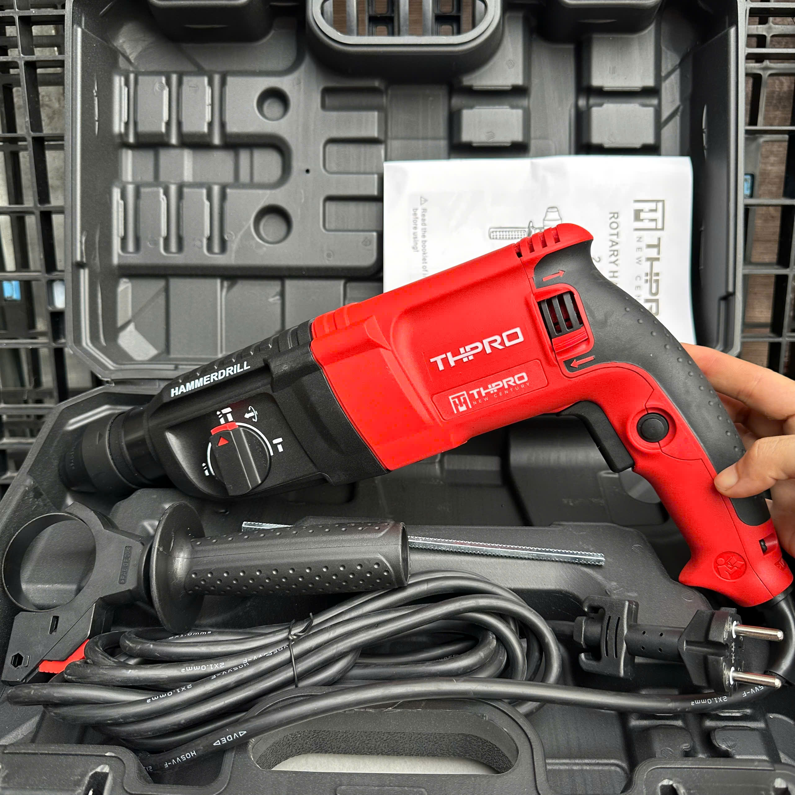 Máy khoan bê tông - 2-26..DRE hiệu suất 1050W ,100% lõi đồng - Máy + hộp không mũi