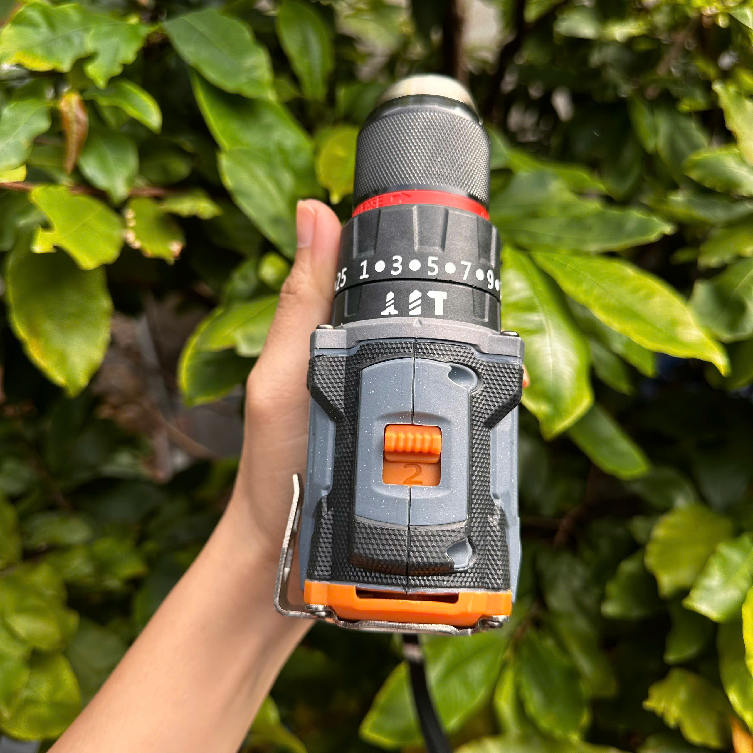 Thân máy khoan pin PRO đầu kẹp 10ly, 3 chức năng có búa Động cơ không chổi than, chân phổ thông 4cm