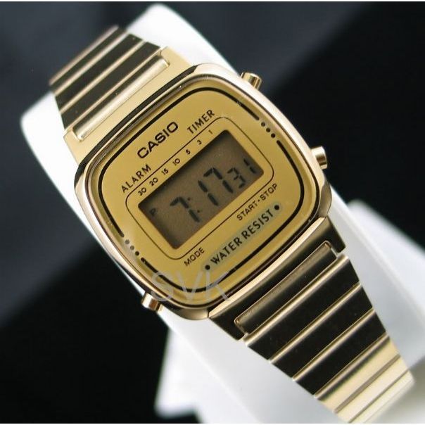 Đồng hồ kỹ thuật số của phụ nữ Casio Vintage Golden