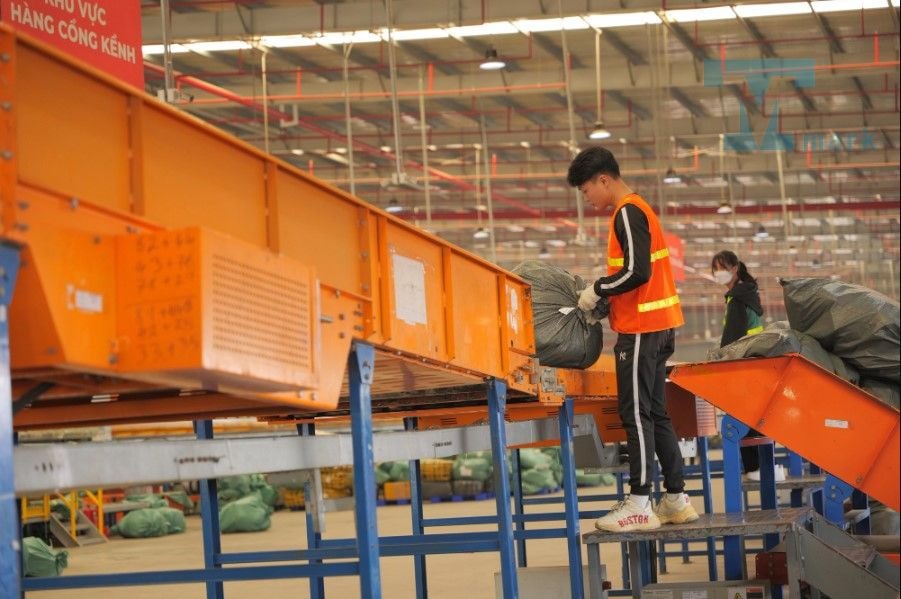 Kho giao hàng nhanh - Giải pháp tối ưu cho doanh nghiệp vận tải