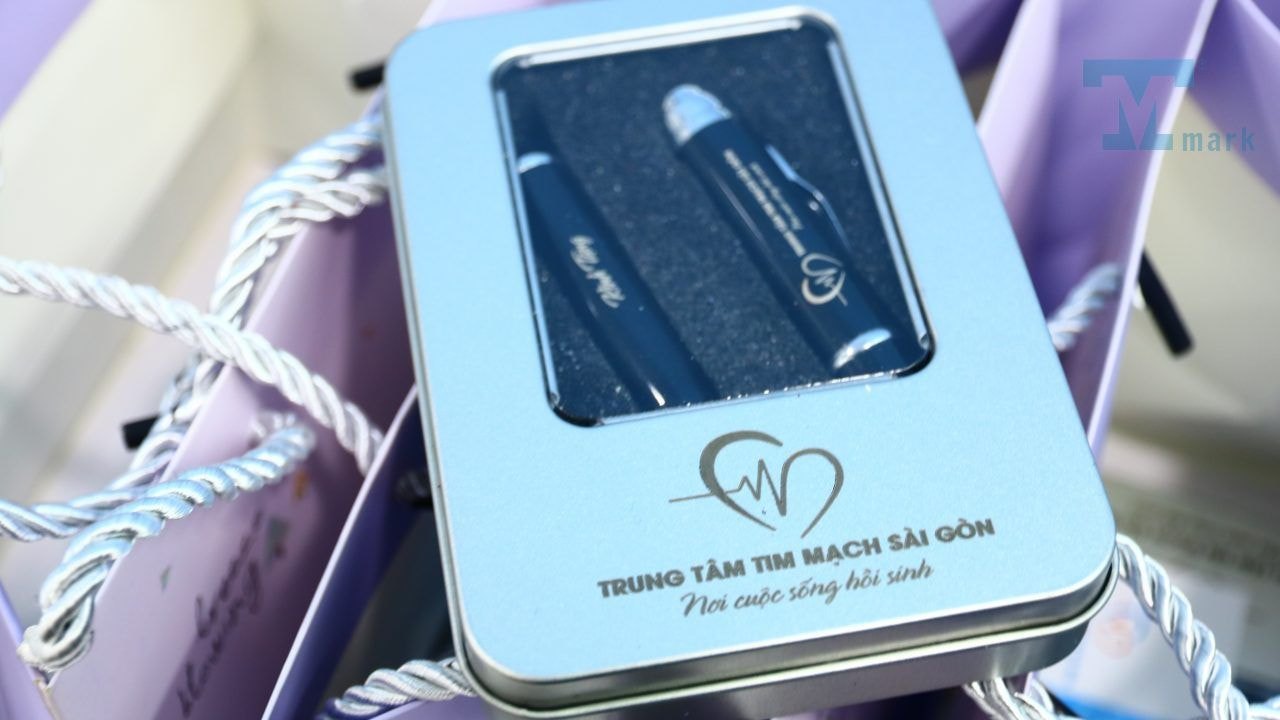 Quà tặng hội thảo khách hàng - Những gợi ý hấp dẫn cho doanh nghiệp