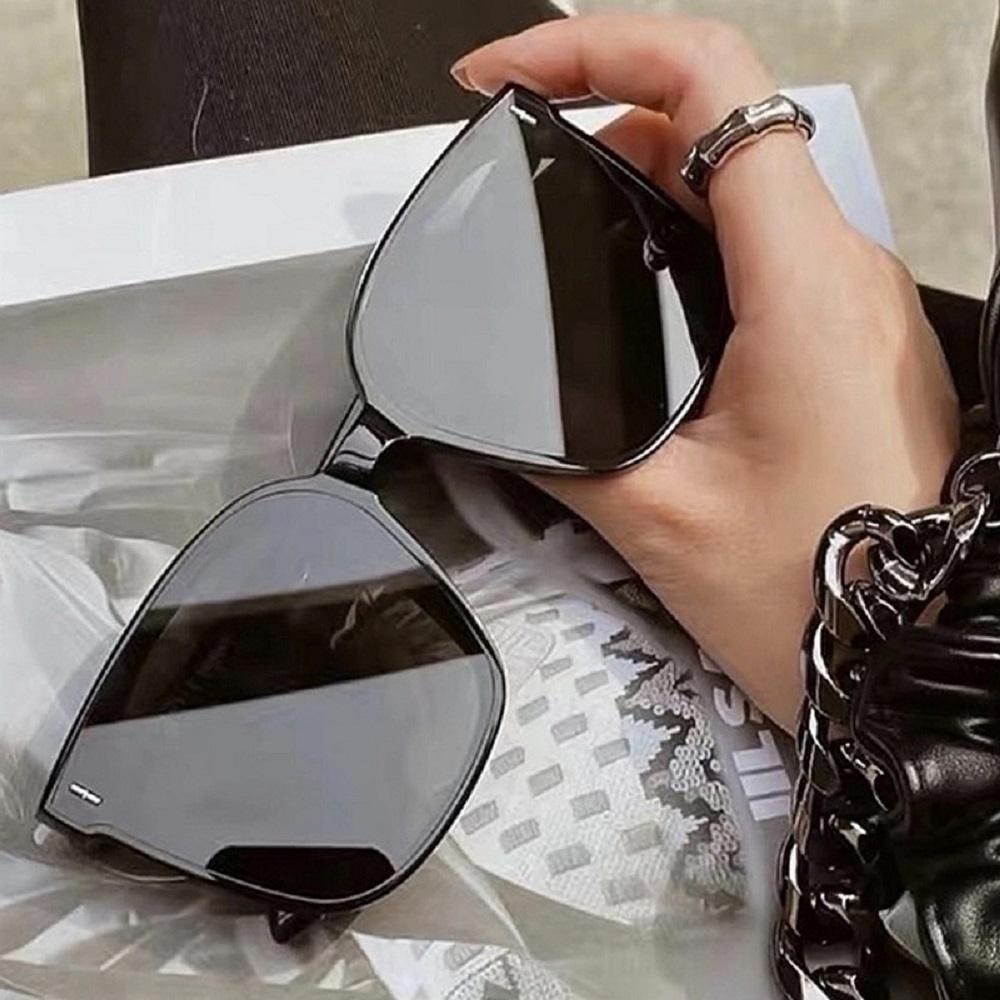 Kính râm nữ - Phụ kiện thời trang và cách chọn kính râm phù hợp