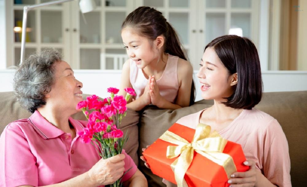 Hướng dẫn mua quà 20/10 theo ngân sách: Dưới 100k – 300k – 500k